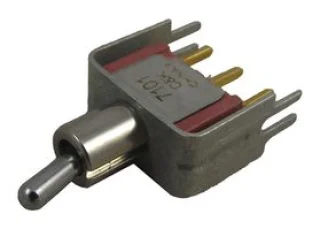 מתג טוגל SPDT On-None-On 5A - התקנת חור